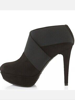 Stuart Weitzman Kilgore Spike Heel Platform Bootie In Black Size 8.5M